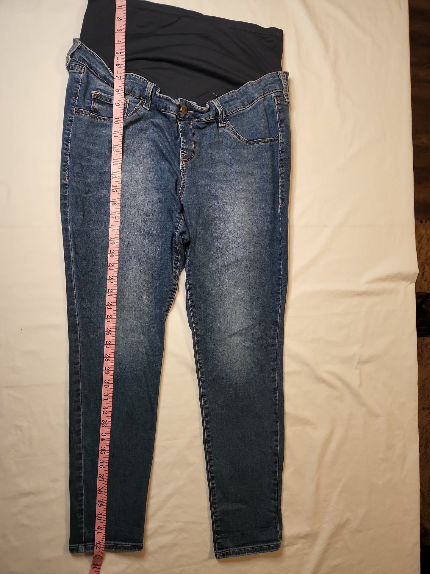 Used maternity Old Navy Jeans